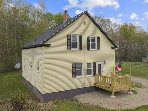 15 Lagrange Road, Howland, ME 04448