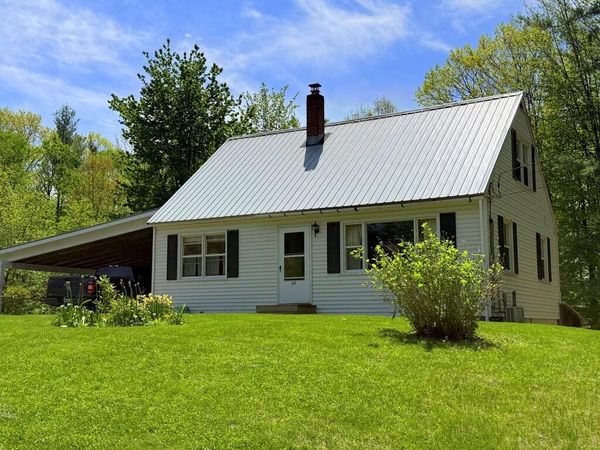 13 Hyde Road , Jay, ME 04239