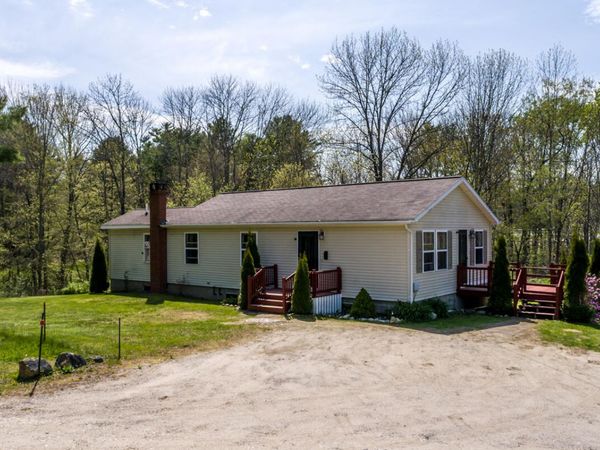 10 Radley Road, Freeport, ME 04032