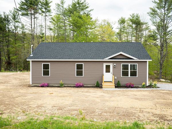 16 Dunham Lane , Paris, ME 04282