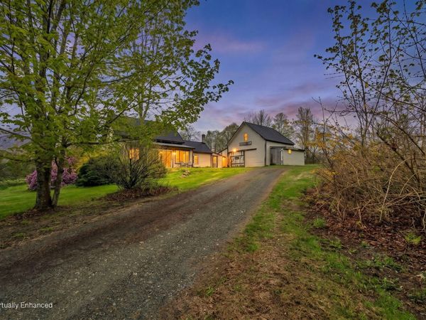 402 Webb Ridge Road, Palmyra, ME 04965