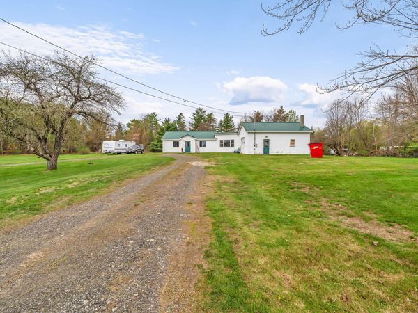 752 Detroit Road , Troy, ME 04987