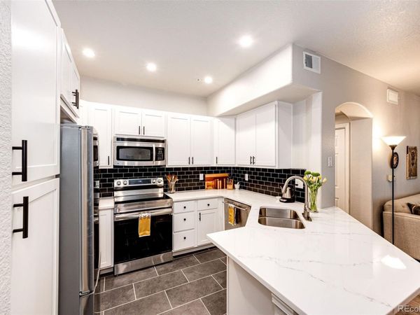 1631 W Canal Circle , Unit 813, Littleton, CO 80120
