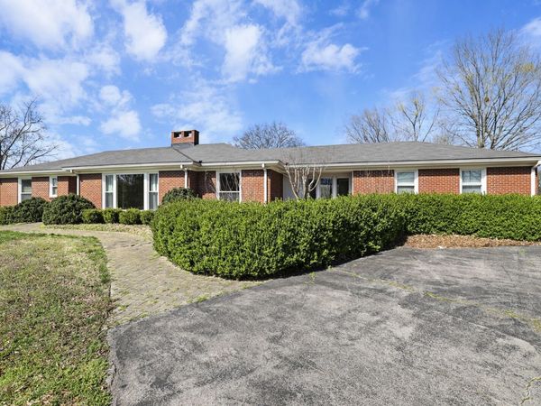 2132 Old Hickory Blvd , Nashville, TN 37215