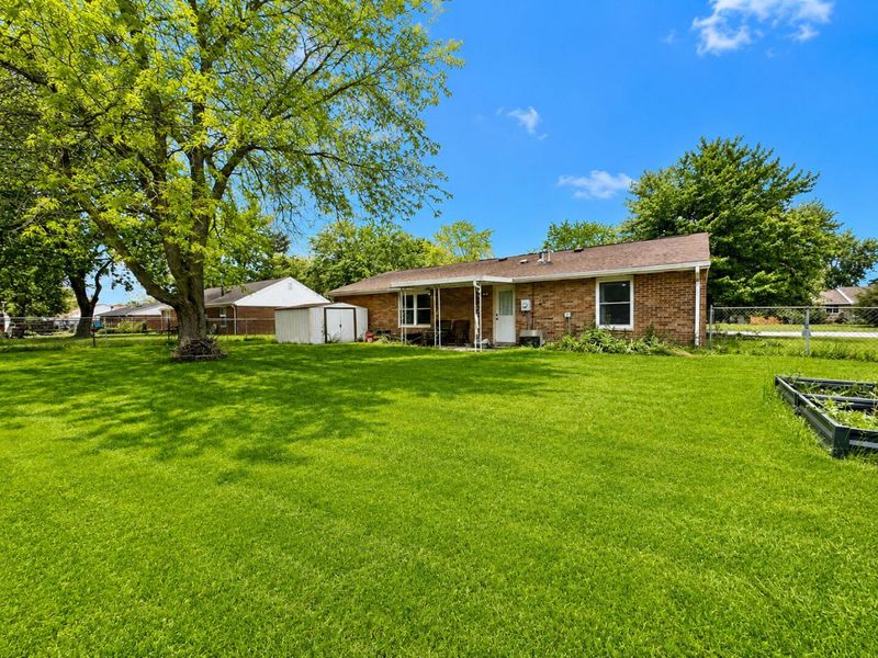 809 Canterbury Drive, Wapakoneta, OH 45895 Photo 19