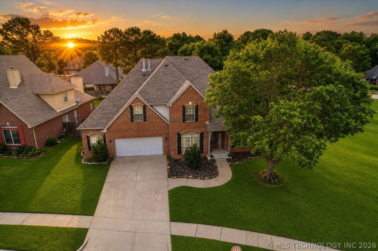 113 S Aster Avenue, Broken Arrow, OK 74012 Main Photo