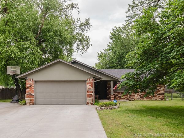 13831 S Dogwood Street , Glenpool, OK 74033