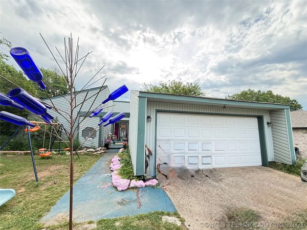 3415 S 149th East Avenue , Tulsa, OK 74134