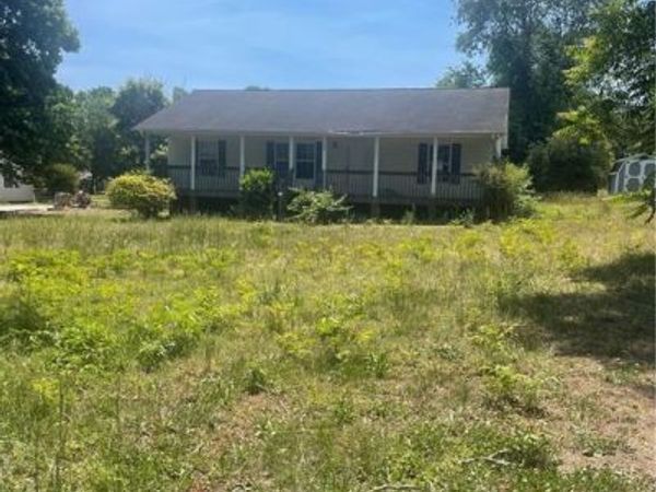 199 Greenhaven Drive, Lexington, NC 27292