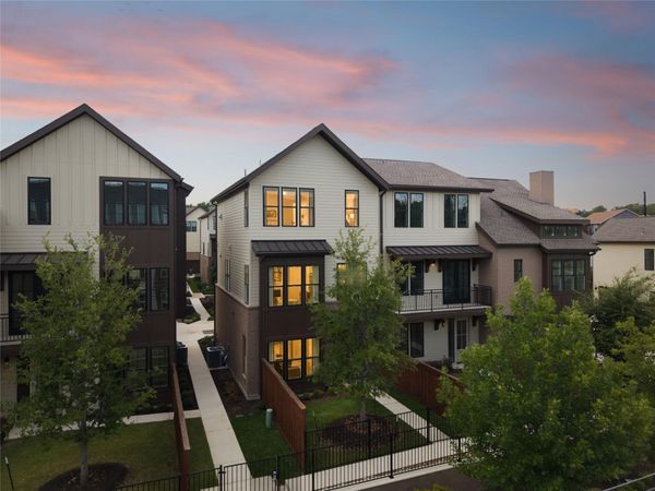 2209 Woodland Ave, Unit 203, Austin, TX 78741