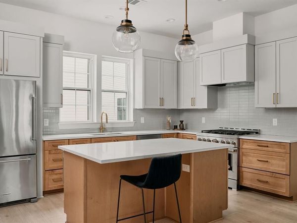 2209 Woodland Ave, Unit 502, Austin, TX 78741