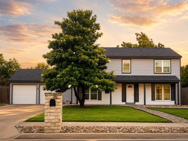1804 Oakridge DR, Round Rock, TX 78681