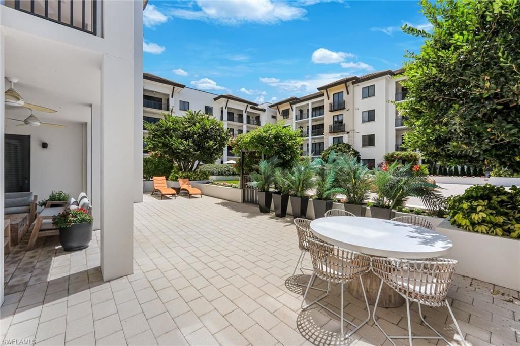 1030 3rd Ave S, Unit 216, Naples, FL 34102 Photo