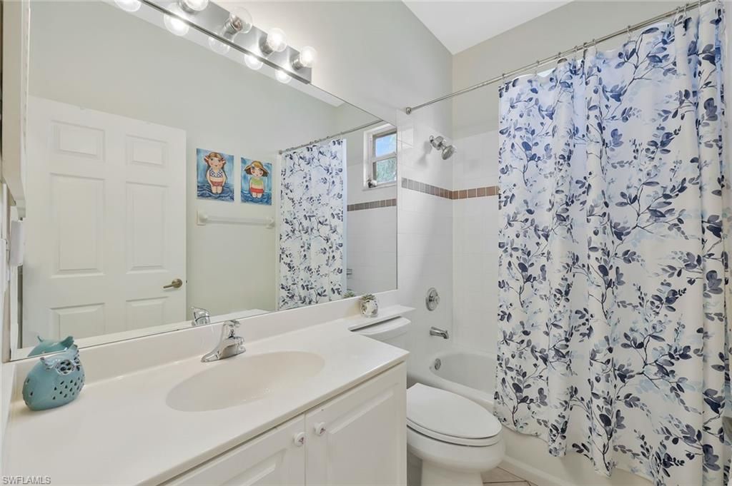 7416 Berkshire Pines Dr, Naples, FL 34104 Photo