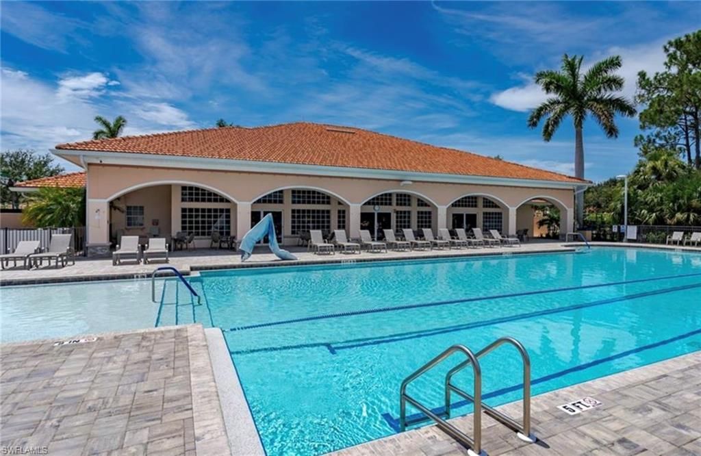 7416 Berkshire Pines Dr, Naples, FL 34104 Photo