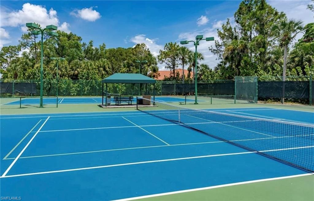 7416 Berkshire Pines Dr, Naples, FL 34104 Photo