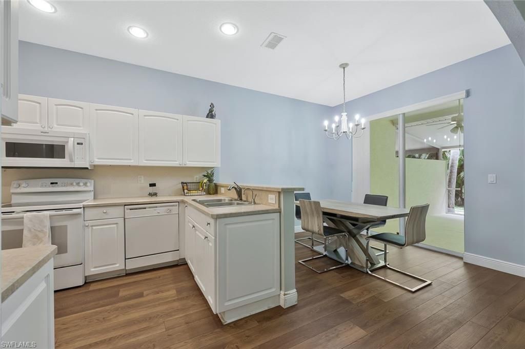 7416 Berkshire Pines Dr, Naples, FL 34104 Photo