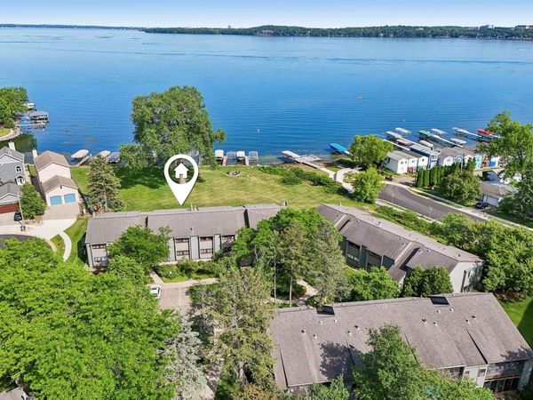 2843 Century Harbor Road, Unit 4, Middleton, WI 53562