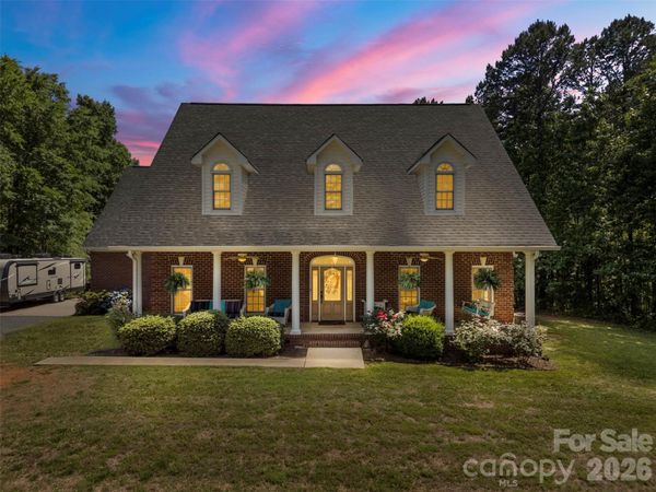 710 Sleepy Hollow Road , Midland, NC 28107