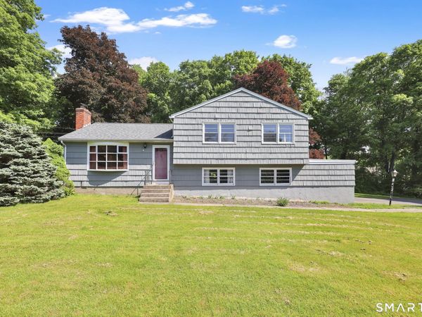 4 Long View, Simsbury, CT 06070