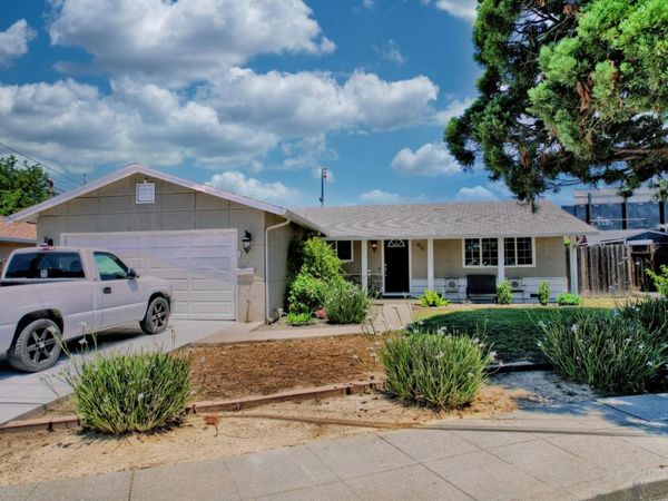 878 Alexander St, Livermore, CA 94550