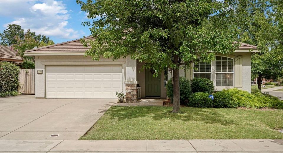 379 Fairway Dr, Ione, CA 95640 Photo