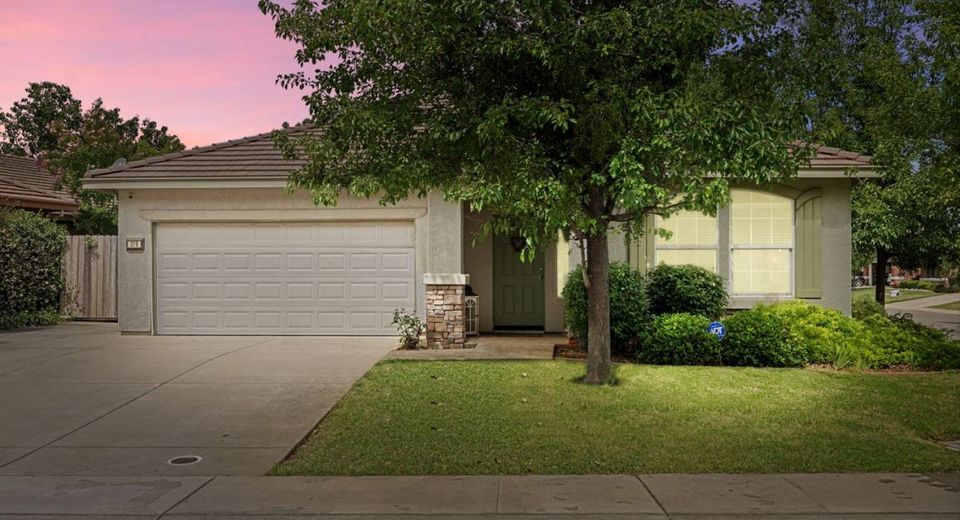 379 Fairway Dr, Ione, CA 95640 Photo