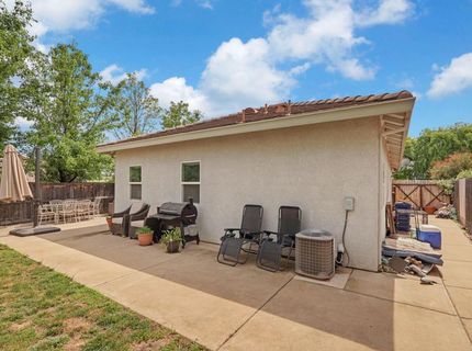 379 Fairway Dr, Ione, CA 95640 Photo