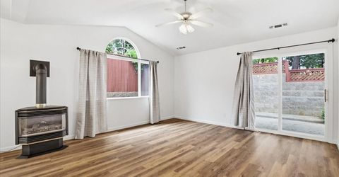 114 Carriage Ln, Grass Valley, CA 95949 Photo
