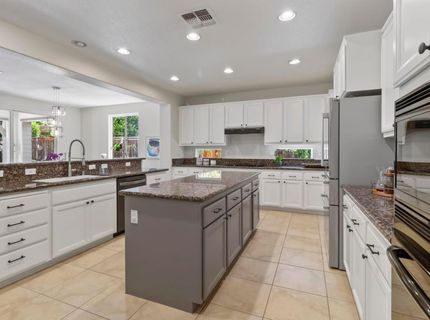 2133 Greatfield Dr, Roseville, CA 95747 Photo