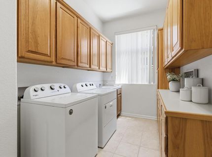 6368 Rose Garden Ln, Roseville, CA 95747 Photo