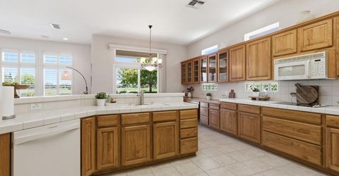 6368 Rose Garden Ln, Roseville, CA 95747 Photo