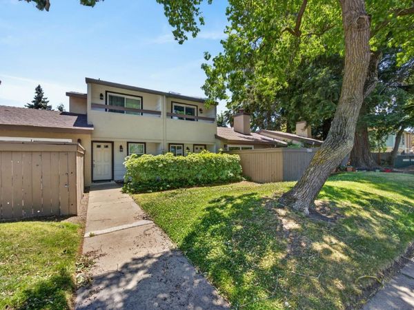 6239 Riverside Blvd #2, Unit 2, Sacramento, CA 95831