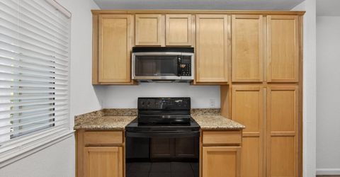 6239 Riverside Blvd #2, Unit 2, Sacramento, CA 95831 Photo