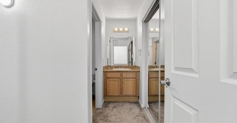 6239 Riverside Blvd #2, Unit 2, Sacramento, CA 95831 Photo