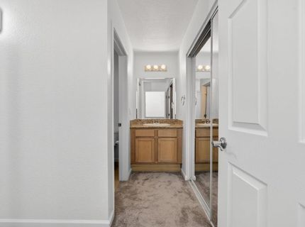 6239 Riverside Blvd #2, Unit 2, Sacramento, CA 95831 Photo