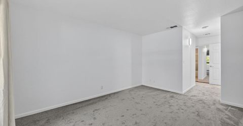 6239 Riverside Blvd #2, Unit 2, Sacramento, CA 95831 Photo