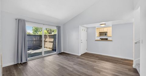 6239 Riverside Blvd #2, Unit 2, Sacramento, CA 95831 Photo
