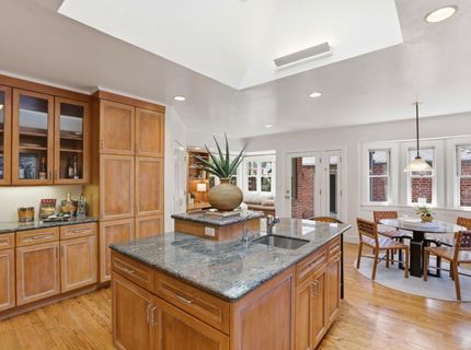 2700 Castro Way, Sacramento, CA 95818 Photo