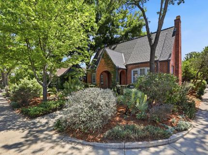 2700 Castro Way, Sacramento, CA 95818 Photo
