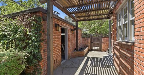 2700 Castro Way, Sacramento, CA 95818 Photo