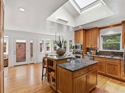 2700 Castro Way, Sacramento, CA 95818 Photo