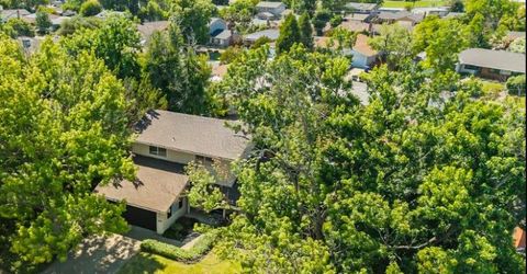 5249 Diablo Dr, Sacramento, CA 95842 Photo
