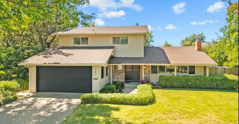 5249 Diablo Dr, Sacramento, CA 95842 Photo