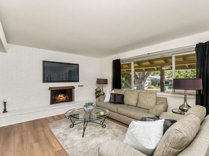 5249 Diablo Dr, Sacramento, CA 95842 Photo