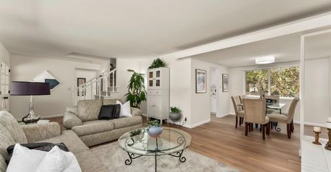 5249 Diablo Dr, Sacramento, CA 95842 Photo