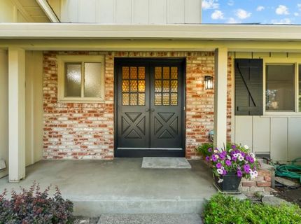 5249 Diablo Dr, Sacramento, CA 95842 Photo