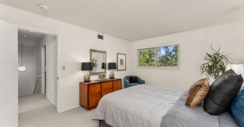 5249 Diablo Dr, Sacramento, CA 95842 Photo