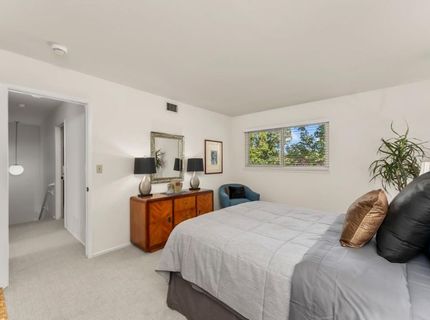 5249 Diablo Dr, Sacramento, CA 95842 Photo