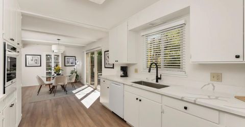5249 Diablo Dr, Sacramento, CA 95842 Photo